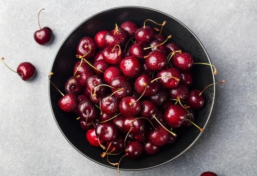 Fresh cherries