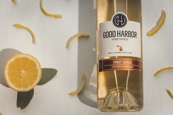 Good Harbor Vineyards Pinot Grigio Wine