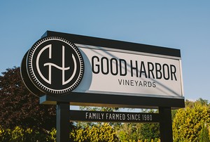 Good Harbor Vineyards Tasting Room