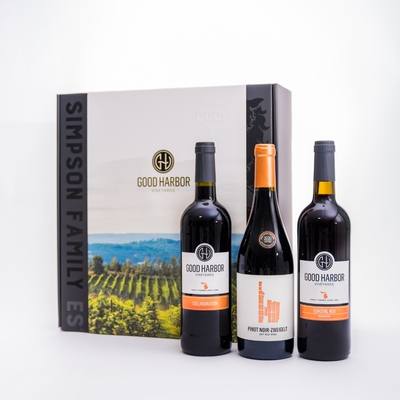 Good Harbor Vineyards wine gift set in Lake Leelanau, MI