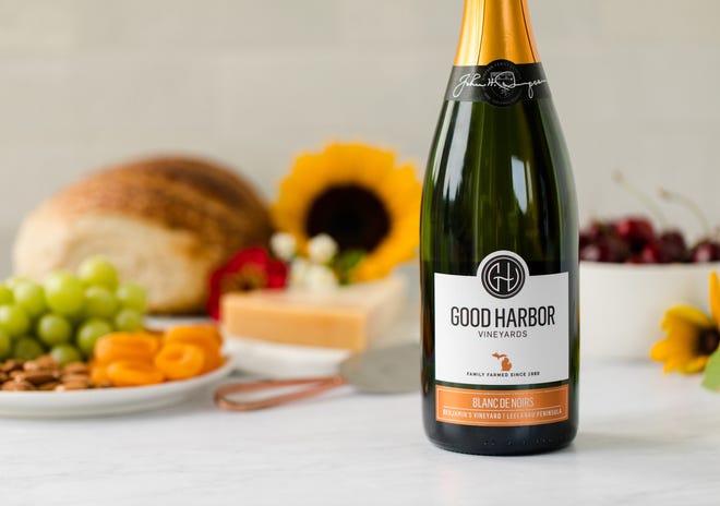 Good Harbor Blanc De Noirs